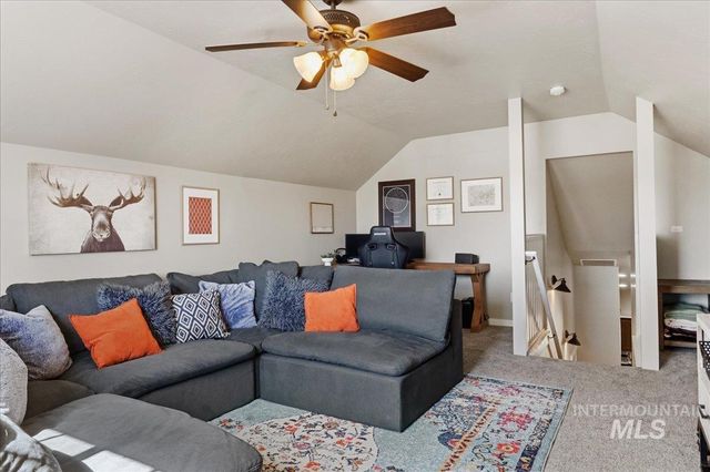 616 22nd Ave E, Jerome, ID 83338