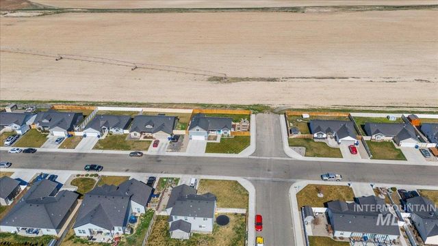 616 22nd Ave E, Jerome, ID 83338