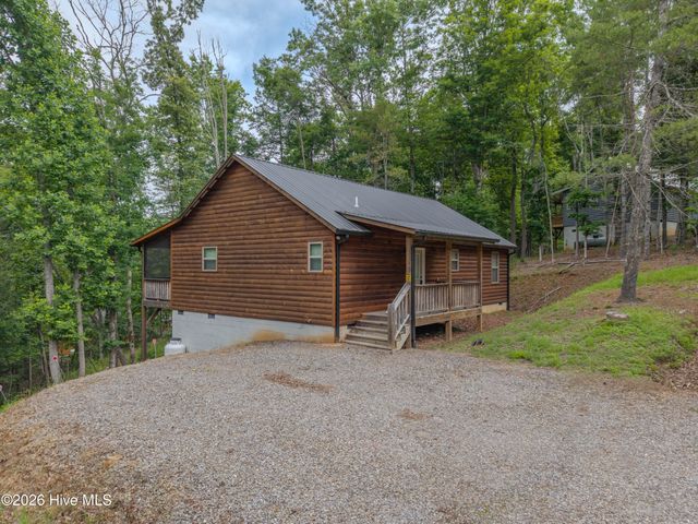 122 Woodcrest Drive, Murphy, NC 28906