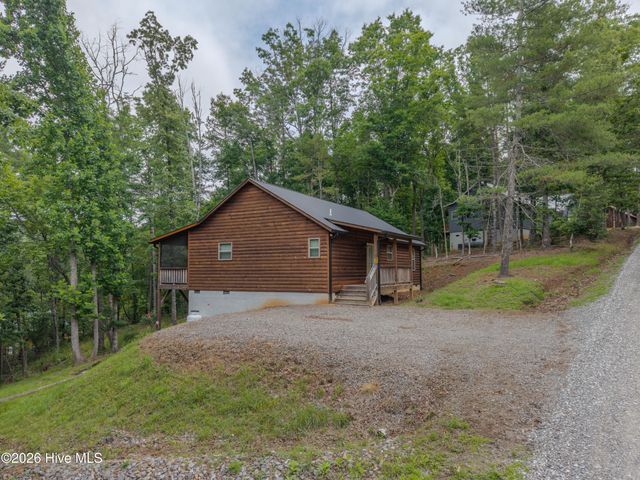 122 Woodcrest Drive, Murphy, NC 28906