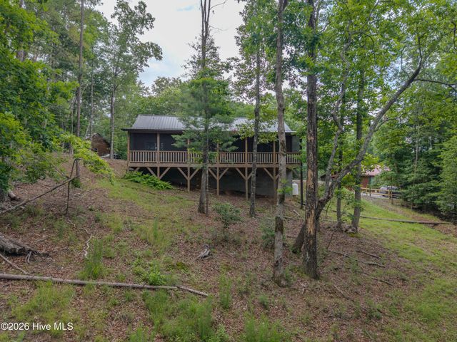 122 Woodcrest Drive, Murphy, NC 28906
