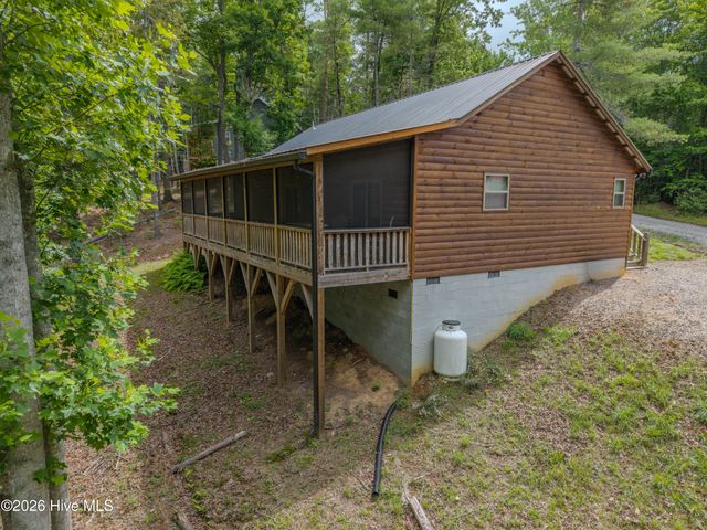 122 Woodcrest Drive, Murphy, NC 28906