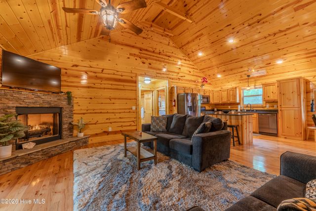 122 Woodcrest Drive, Murphy, NC 28906