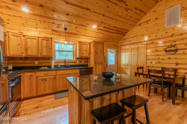 122 Woodcrest Drive, Murphy, NC 28906
