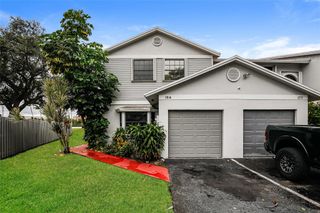 164 NW 106th Terrace 164, Pembroke Pines, FL 33026