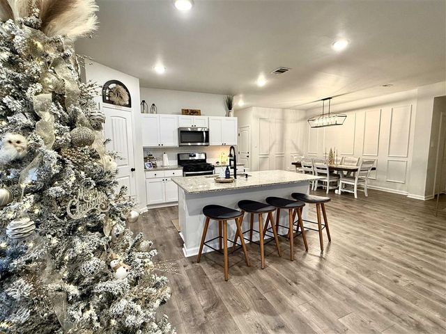 840 Gold Finch Way, Lake Charles, LA 70611