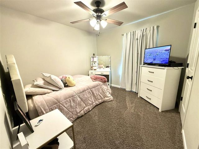 840 Gold Finch Way, Lake Charles, LA 70611