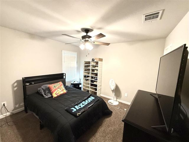 840 Gold Finch Way, Lake Charles, LA 70611