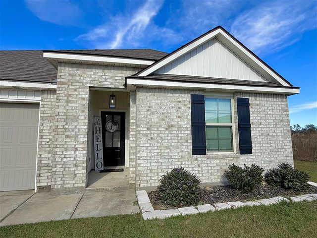 840 Gold Finch Way, Lake Charles, LA 70611