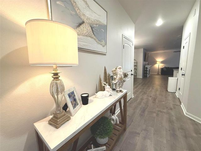 840 Gold Finch Way, Lake Charles, LA 70611