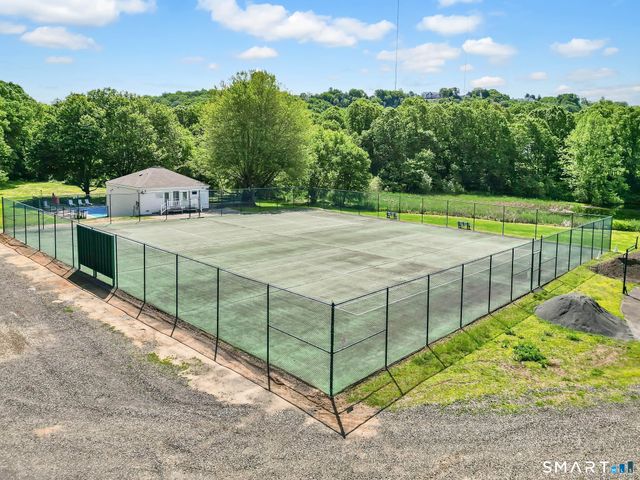 48 Wellington Drive 48, Farmington, CT 06032