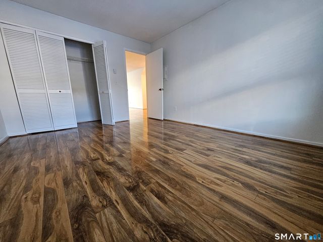 48 Wellington Drive 48, Farmington, CT 06032