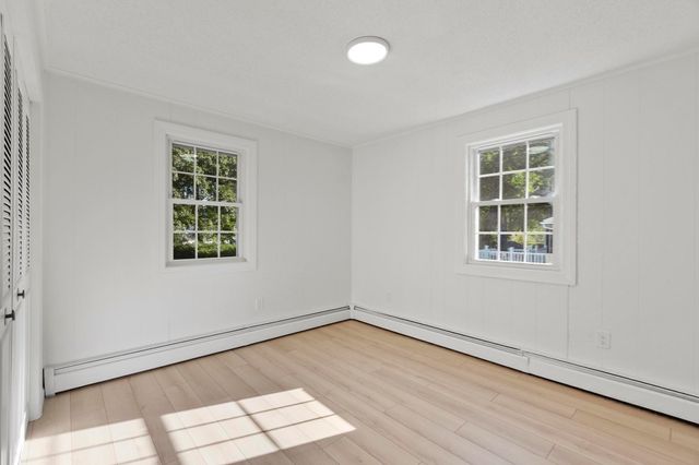 41 Riverview Ave, Methuen, MA 01844