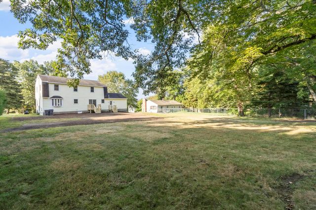 41 Riverview Ave, Methuen, MA 01844