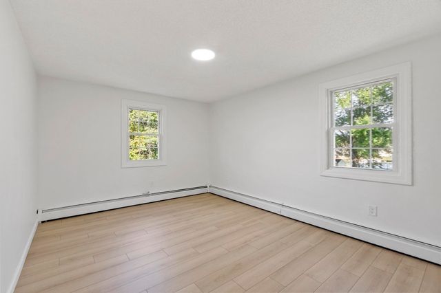 41 Riverview Ave, Methuen, MA 01844