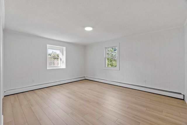 41 Riverview Ave, Methuen, MA 01844