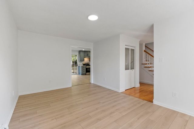 41 Riverview Ave, Methuen, MA 01844