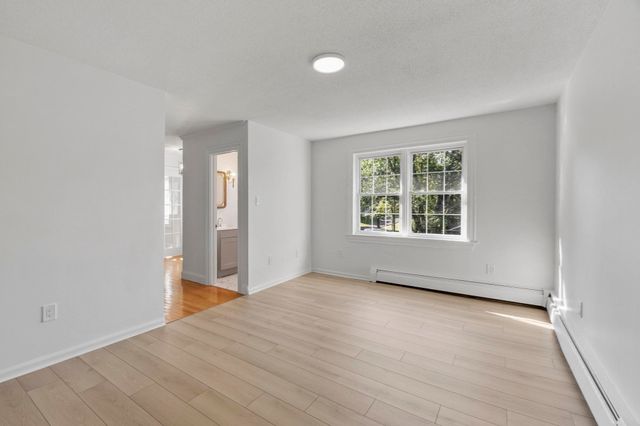 41 Riverview Ave, Methuen, MA 01844