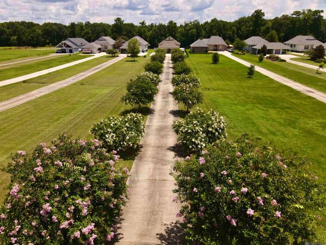 5687 Island Rd, Jarreau, LA 70749