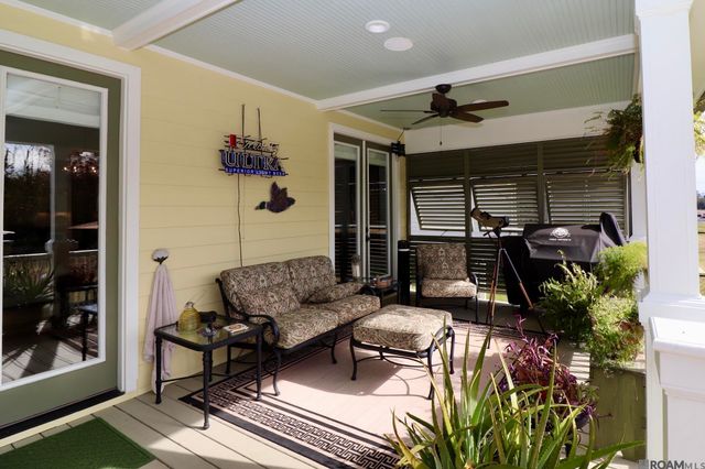 5687 Island Rd, Jarreau, LA 70749