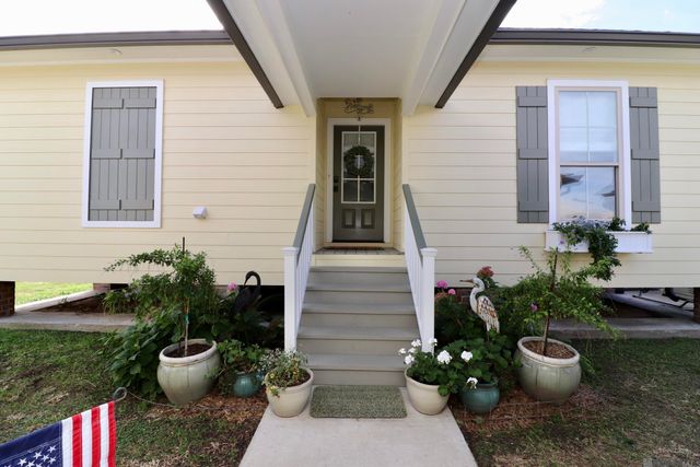 5687 Island Rd, Jarreau, LA 70749