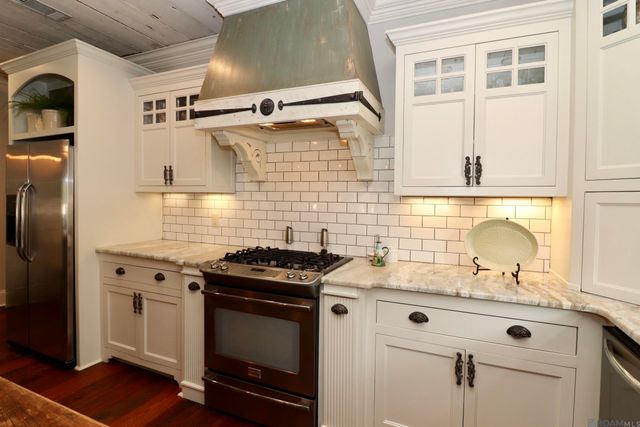 5687 Island Rd, Jarreau, LA 70749