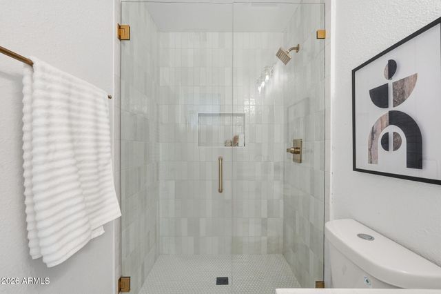 816 W JULIE Drive, Tempe, AZ 85283