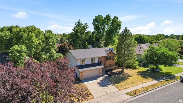 739 E 1900 N, North Ogden, UT 84414