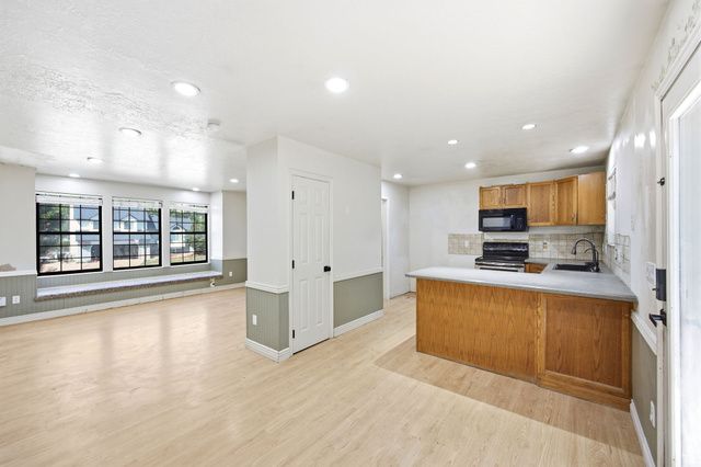 739 E 1900 N, North Ogden, UT 84414