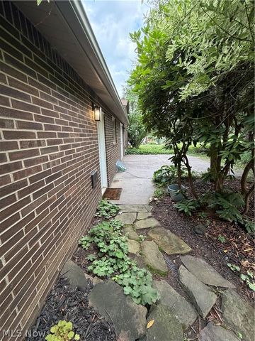 8173 Spencer Avenue NW, North Canton, OH 44720