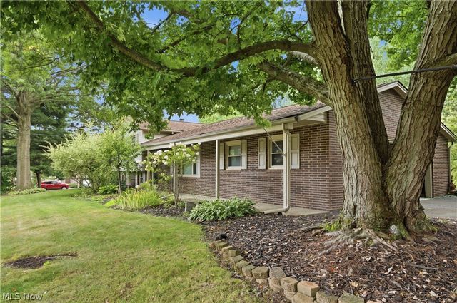 8173 Spencer Avenue NW, North Canton, OH 44720