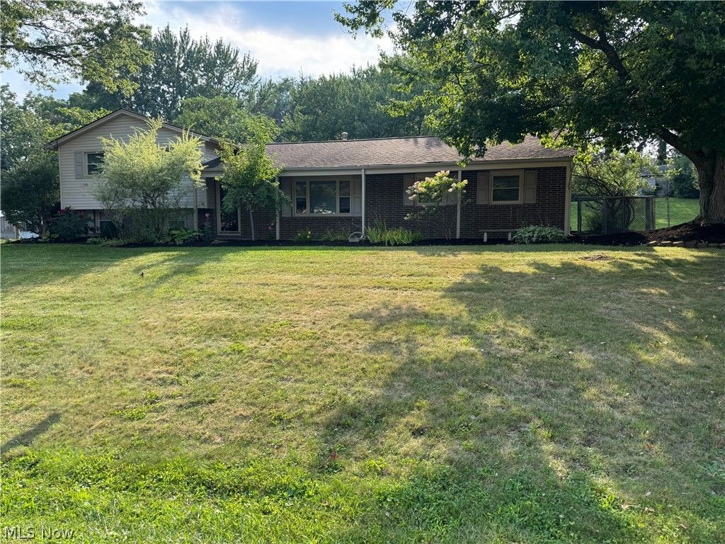 8173 Spencer Avenue NW, North Canton, OH 44720