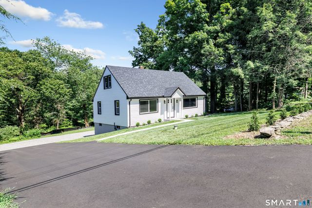 602 Fan Hill Road, Monroe, CT 06468