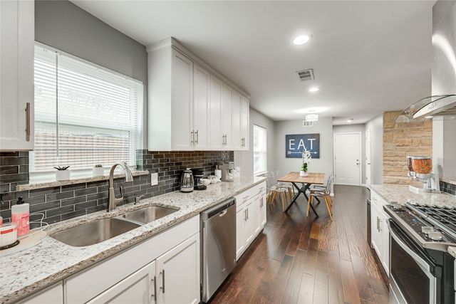 10040 Spokane Circle, Dallas, TX 75229