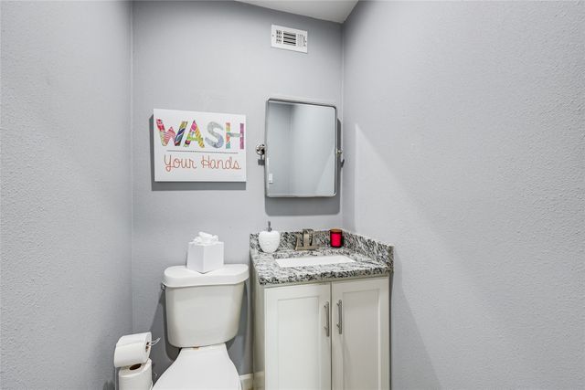 10040 Spokane Circle, Dallas, TX 75229