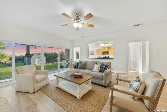 6125 Wegner Road, New Braunfels, TX 78132