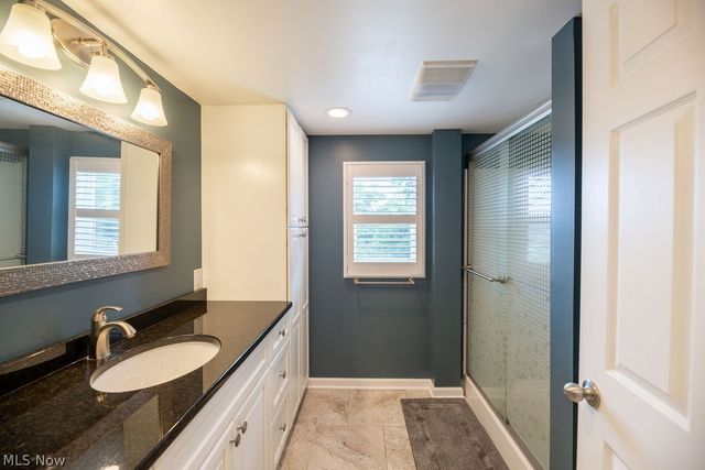 9071 Charles Court, Twinsburg, OH 44087