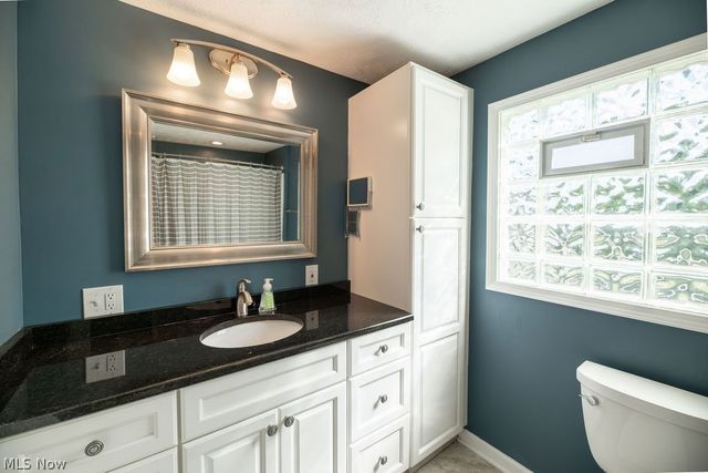 9071 Charles Court, Twinsburg, OH 44087