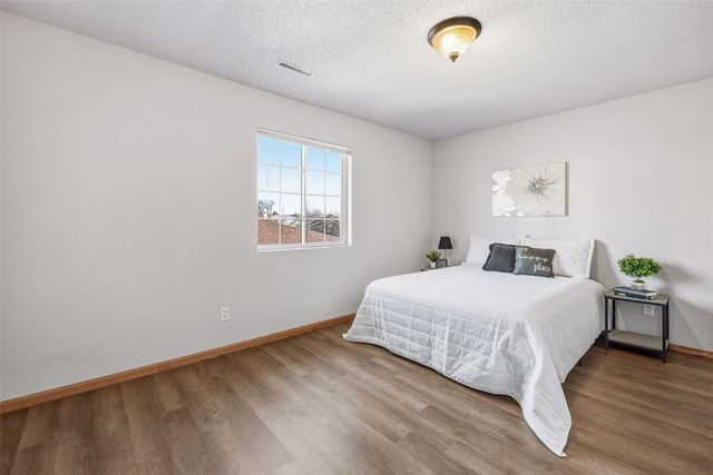 930A Boston Way 11, Coralville, IA 52241