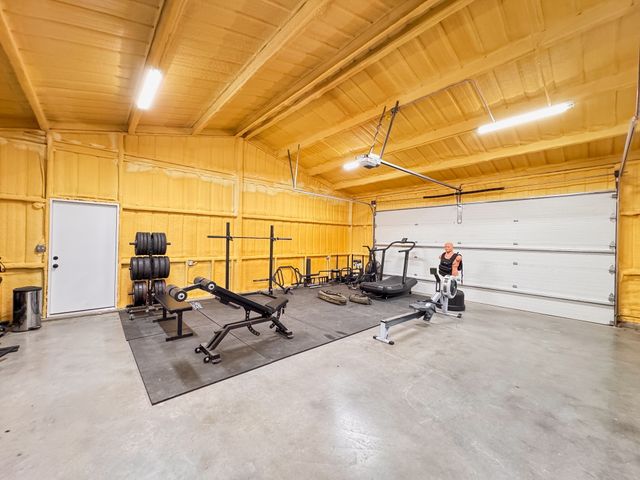 326 Tatanka Trail, Gustine, TX 76455