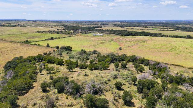 326 Tatanka Trail, Gustine, TX 76455