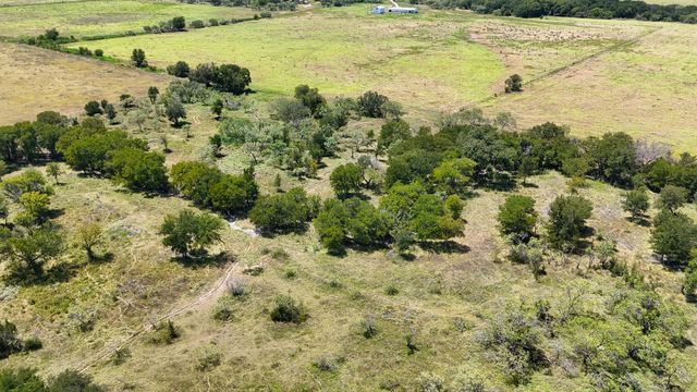 326 Tatanka Trail, Gustine, TX 76455