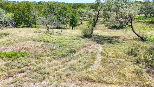 326 Tatanka Trail, Gustine, TX 76455
