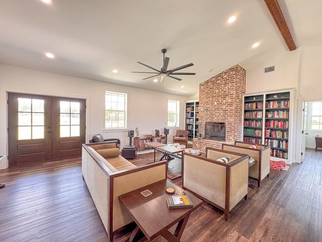 326 Tatanka Trail, Gustine, TX 76455