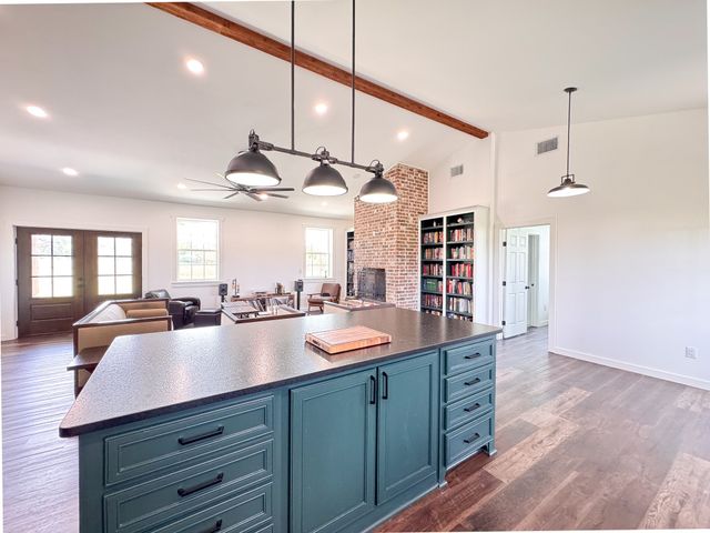 326 Tatanka Trail, Gustine, TX 76455