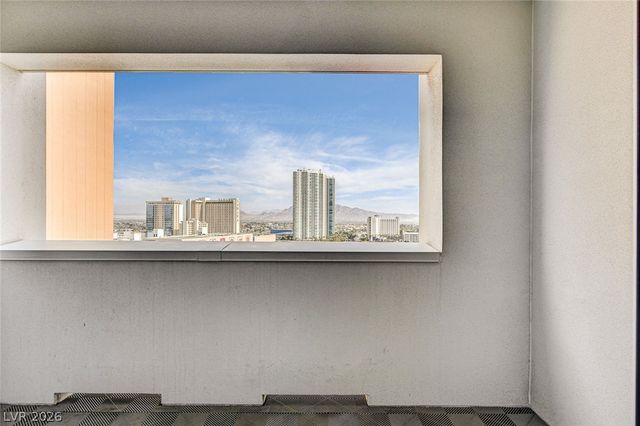 2700 South Las Vegas Boulevard 1305, Las Vegas, NV 89109