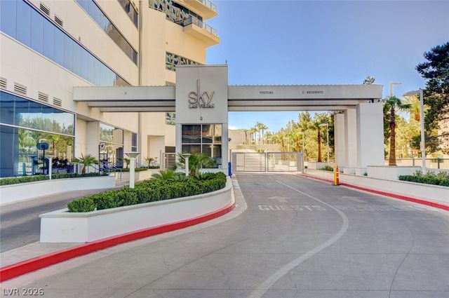 2700 South Las Vegas Boulevard 1305, Las Vegas, NV 89109