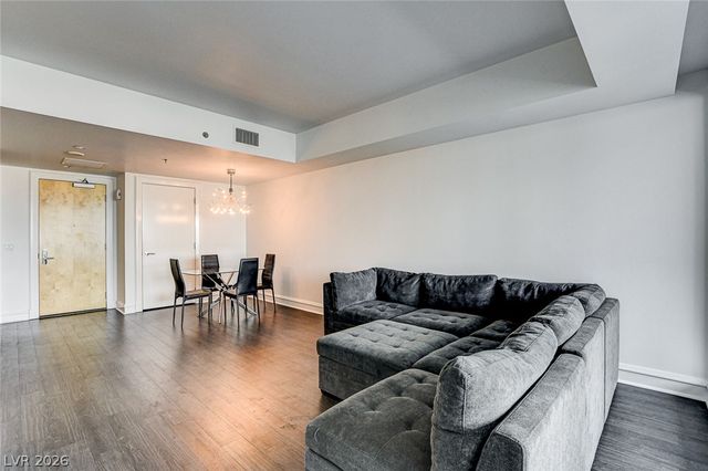 2700 South Las Vegas Boulevard 1305, Las Vegas, NV 89109