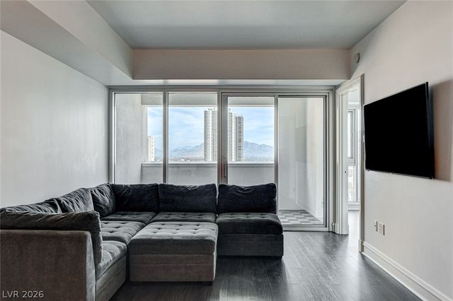 2700 South Las Vegas Boulevard 1305, Las Vegas, NV 89109