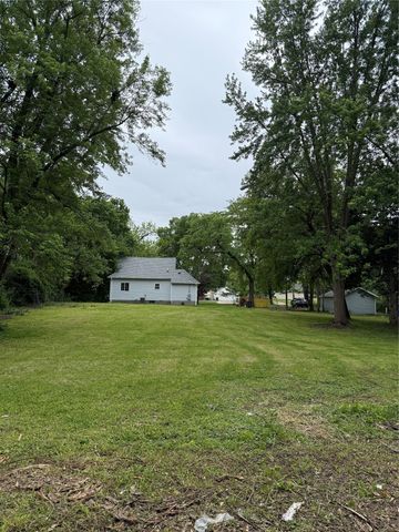 840 E Ovid Avenue, Des Moines, IA 50316